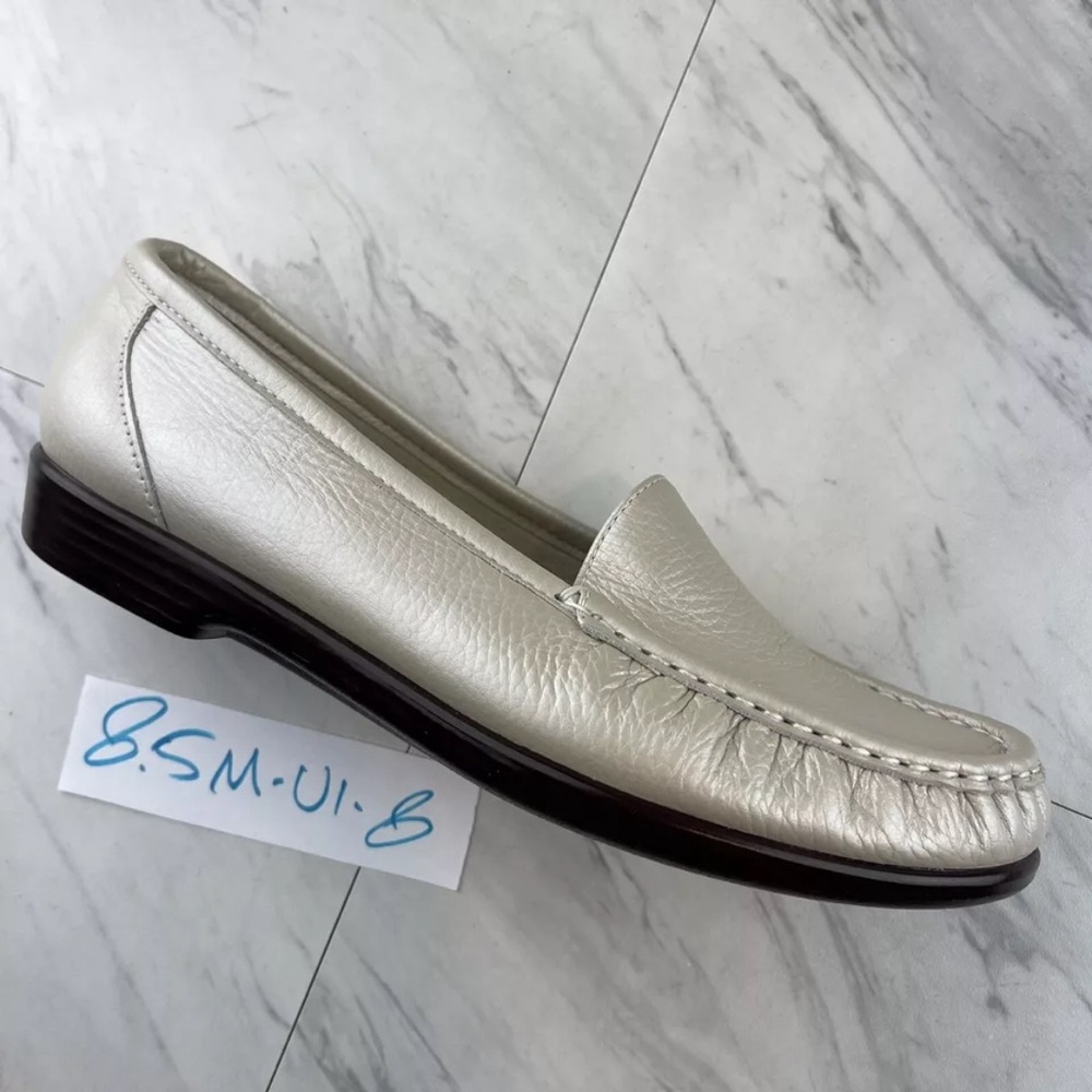 -Sas Tripad Comfort simplify Womens Shoes Pearl White Leather Moc Loafers 8.5 M
